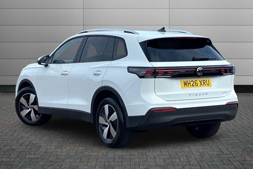Volkswagen Tiguan 1.5 Etsi Mhev Match Suv Hybrid Dsg 150 White #3