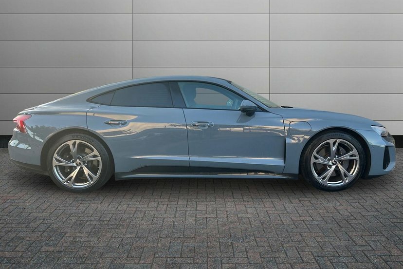 Audi E Tron GT 93.4Kwh Saloon Quattro 476 Ps Grey #4