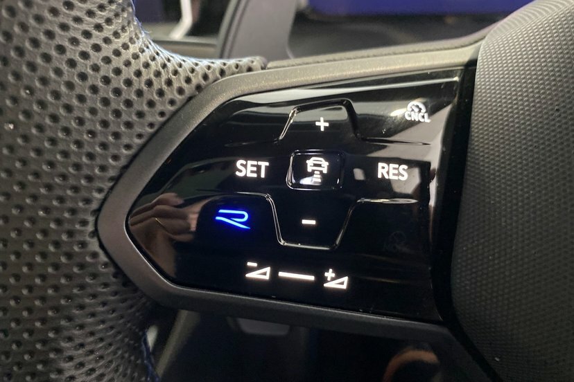 Volkswagen Golf 2.0 Tsi R Black Edition Dsg 4Motion Euro 6 5-Door Blue #15