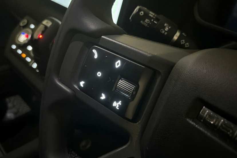 Land Rover Defender 110 3.0 D250 Xs Edition 110 Estate  #46