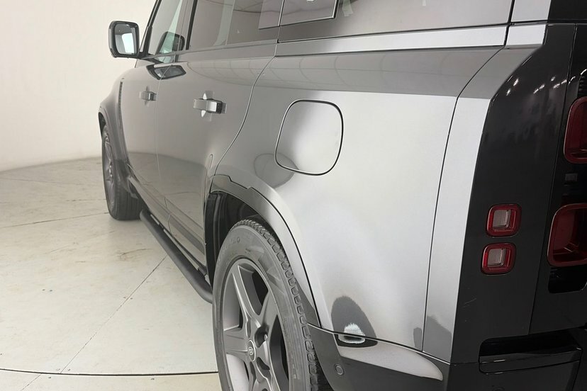 Land Rover Defender 110 3.0 D250 Xs Edition 110 Estate  #33