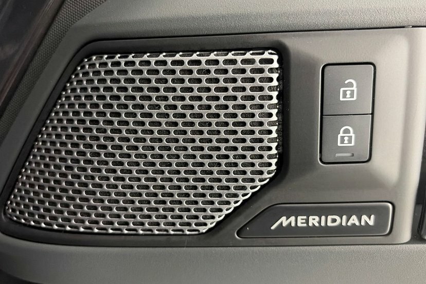 Land Rover Defender 110 3.0 D250 Xs Edition 110 Estate  #25