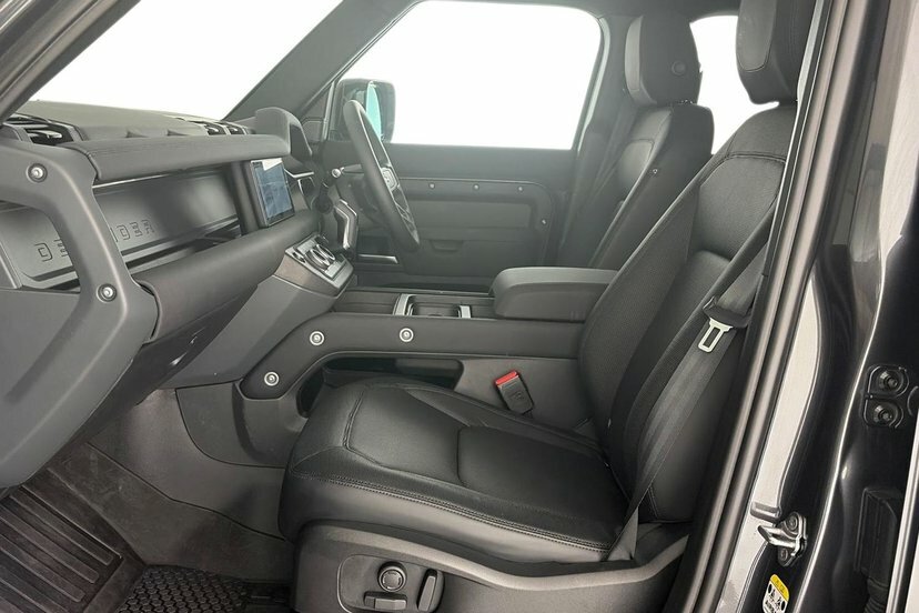 Land Rover Defender 110 3.0 D250 Xs Edition 110 Estate  #3