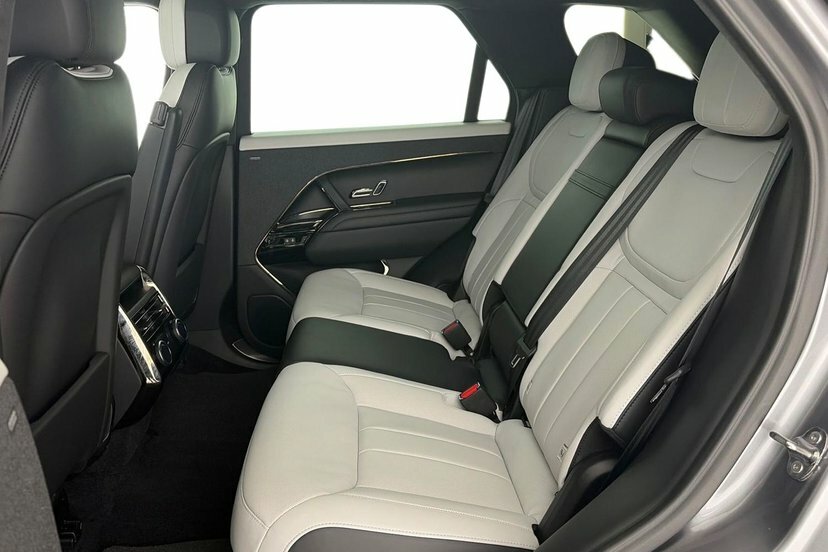 Land Rover Range Rover Sport 3.0 P550e 38.2Kwh Suv Plu Grey #4