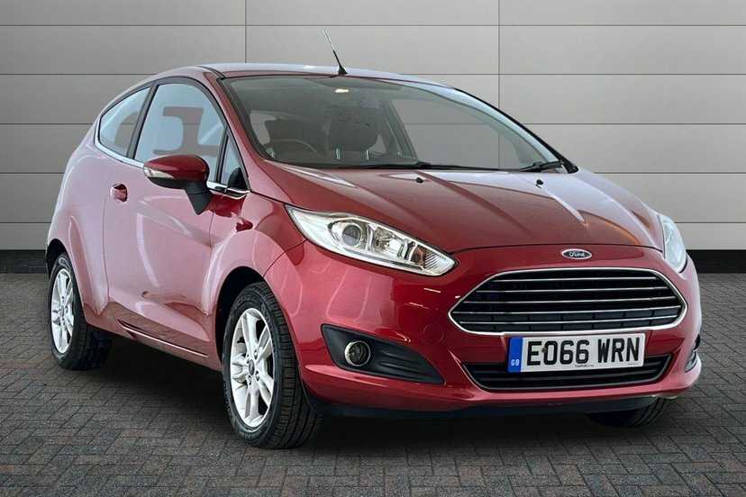 Ford Fiesta 1.25 Zetec Red