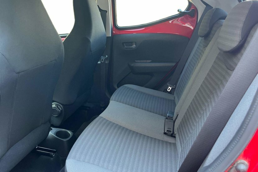 Toyota Aygo 1.0 Vvt-i X-trend 2019 White #12
