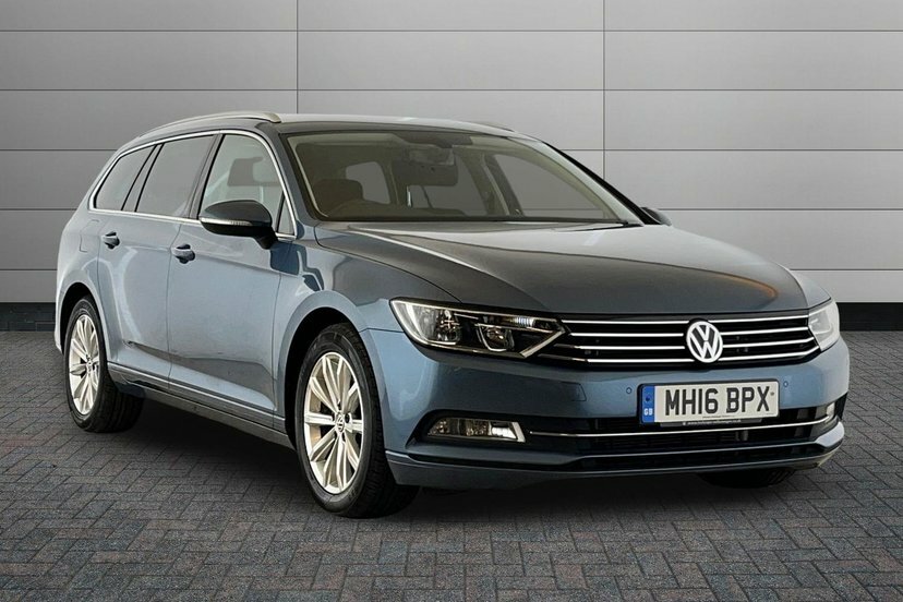 Volkswagen Passat Estate 2.0 Tdi Bluemotion Tech Se Business Euro 6 Black #1
