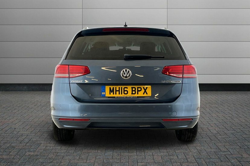 Volkswagen Passat Estate 2.0 Tdi Bluemotion Tech Se Business Euro 6 Black #12