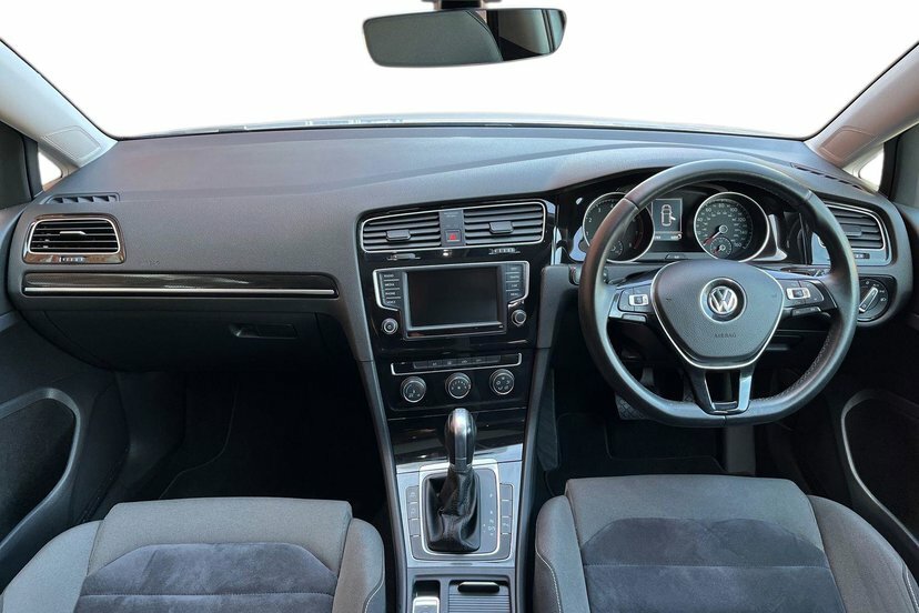 Volkswagen Golf 1.4 Tsi Bluemotion Tech Act Gt Edition Hatchback 5 Silver #6