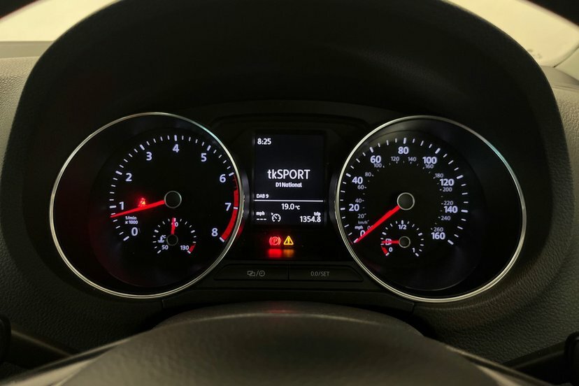 Volkswagen Polo 1.2 Tsi Beats Euro 6 Ss White #22