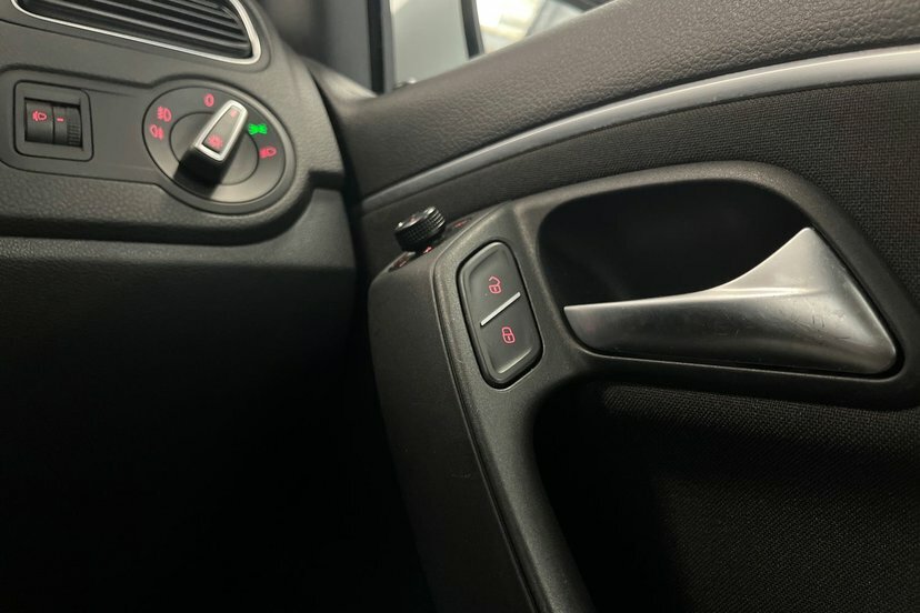 Volkswagen Polo 1.2 Tsi Beats Euro 6 Ss White #23