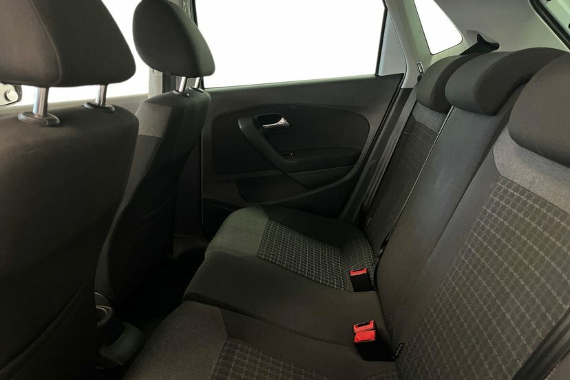 Volkswagen Polo 1.2 Tsi Beats Euro 6 Ss White #8