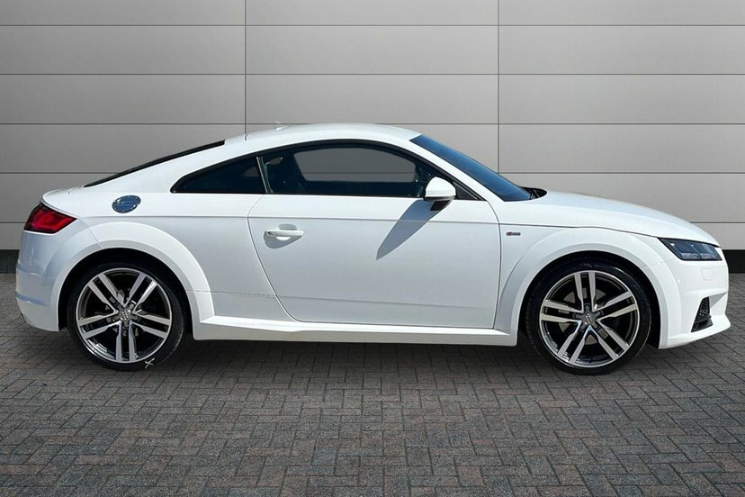 Audi TT 2.0 Tdi Ultra S Line Coupe 184 White #4