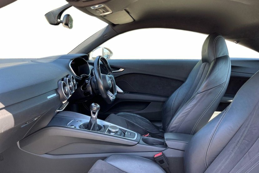 Audi TT 2.0 Tdi Ultra S Line Coupe 184 White #2