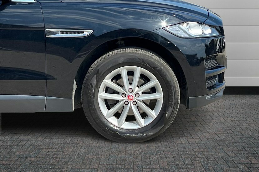 Jaguar F-Pace 2.0 D180 Prestige Suv 180 Ps Black #5