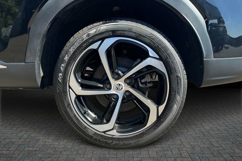 MG HS 1.5 T-gdi Trophy Suv Dct 162 Ps Black #5