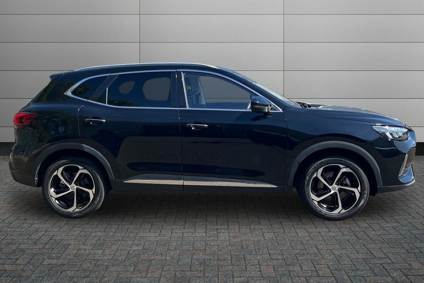 MG HS 1.5 T-gdi Trophy Suv Dct 162 Ps Black #4
