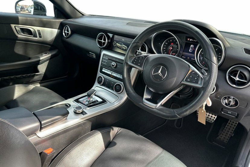 Mercedes-Benz SLC Slc200 Amg Line Convertible White #5