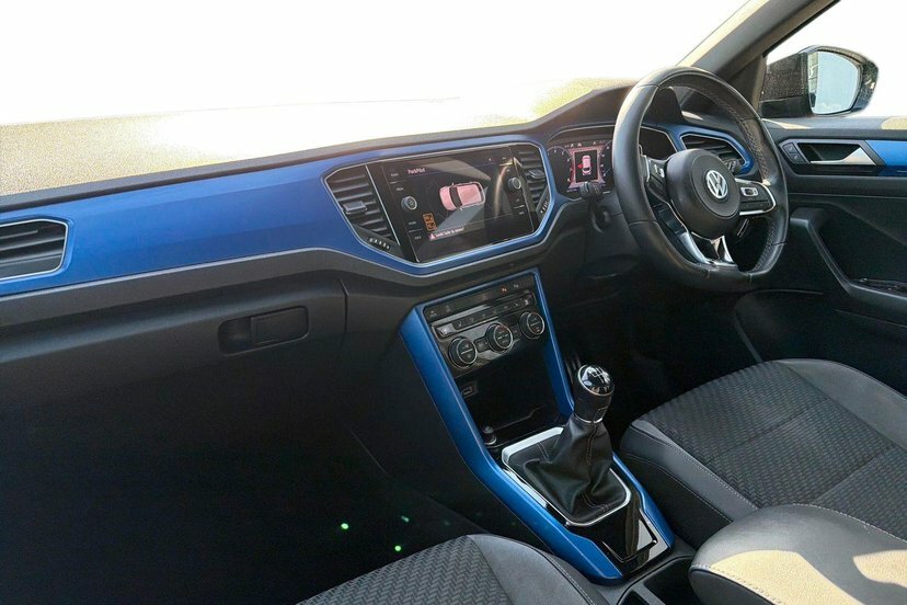 Volkswagen T-Roc 1.5 Tsi Gpf Evo R-line Suv 150 EA20XCC Black #2