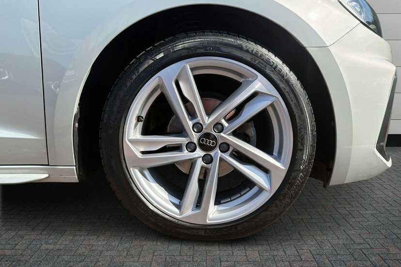 Audi A1 1.0 Tfsi 25 S Line Sportback 95 Silver #5