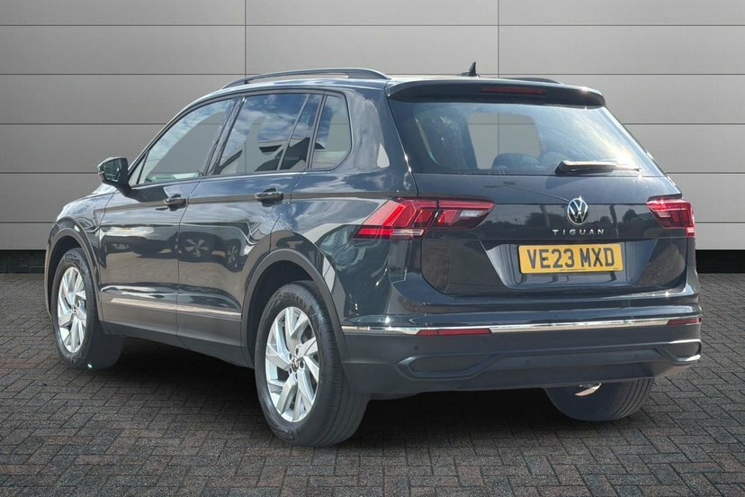 Volkswagen Tiguan 1.5 Tsi Life Suv 130 Ps Grey #3