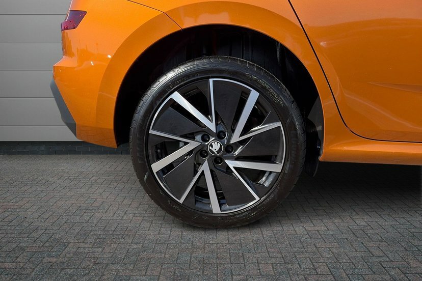 Skoda Kamiq 1.0 Tsi Design Edition Suv 116 Orange #5