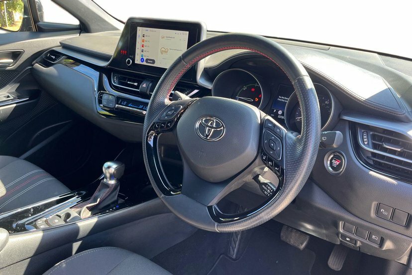 Toyota C-Hr 1.8 Vvt-h Excel Cvt Euro 6 Ss White #11