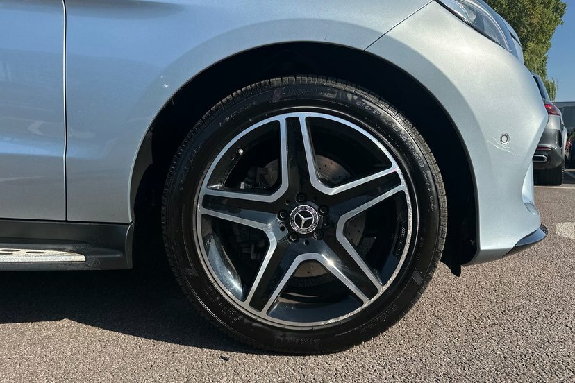 Mercedes-Benz GLE Class Gle250d Amg Night Edition Silver #4