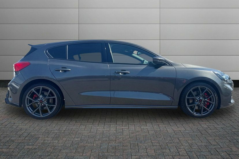 Ford Focus 2.3T Ecoboost St Hatchback 280 Grey #4