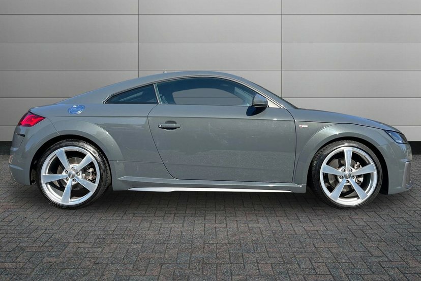 Audi TT 2.0 Tfsi 40 S Line Coupe S Tronic 197 Grey #4