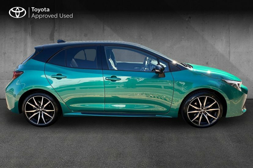 Toyota Corolla 1.8 Vvt-i Hybrid Commercial Black #15