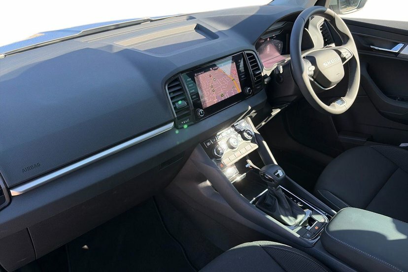 Skoda Karoq 1.5 Tsi Act Se Edition Suv Dsg 150 Ps Silver #2