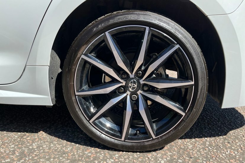 Toyota Corolla 2.0 Hybrid Gr Sport Cvt Silver #24