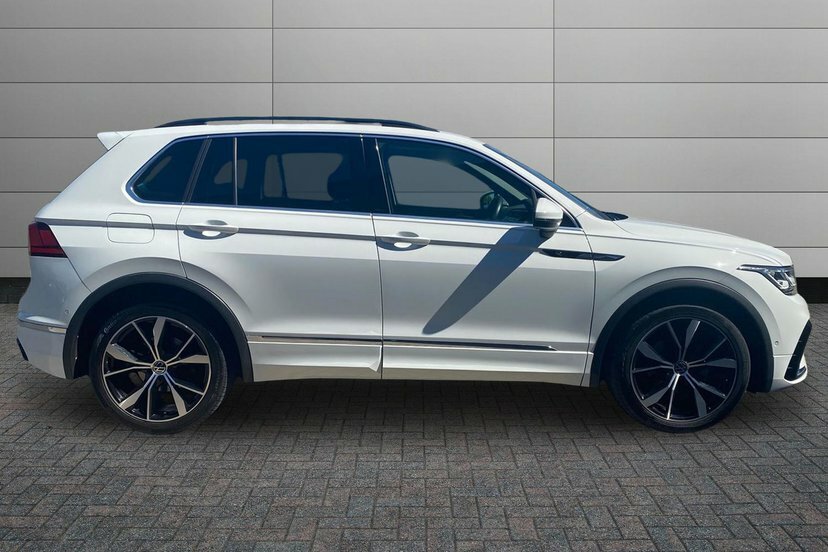 Volkswagen Tiguan 1.5 Tsi R-line Suv Dsg 150 Ps White #4