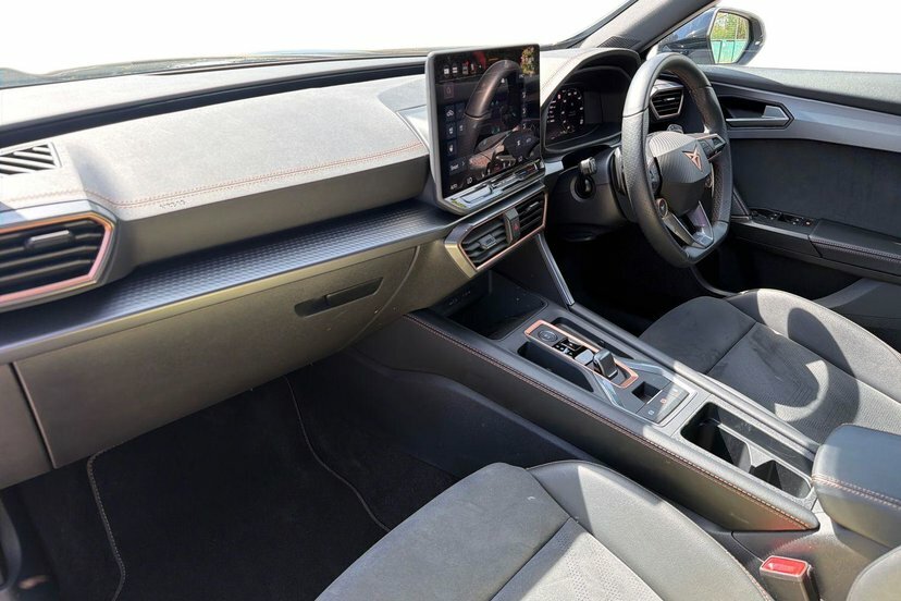 Cupra Formentor 1.5 Etsi V2 Suv Hybrid Dsg 150 Ps Grey #2