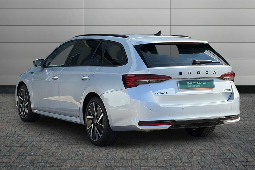Skoda Octavia 1.5 Tsi E-tec Mhev Act Sportline Estate Silver #3