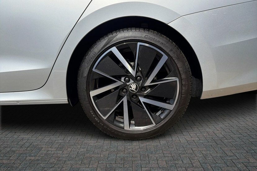 Skoda Octavia 1.5 Tsi E-tec Mhev Act Sportline Estate Silver #5