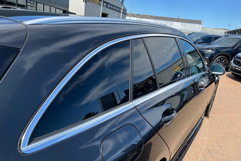 Mercedes-Benz C Class C300 Amg Line Premium Pan Roof 9G-tronic Black #33
