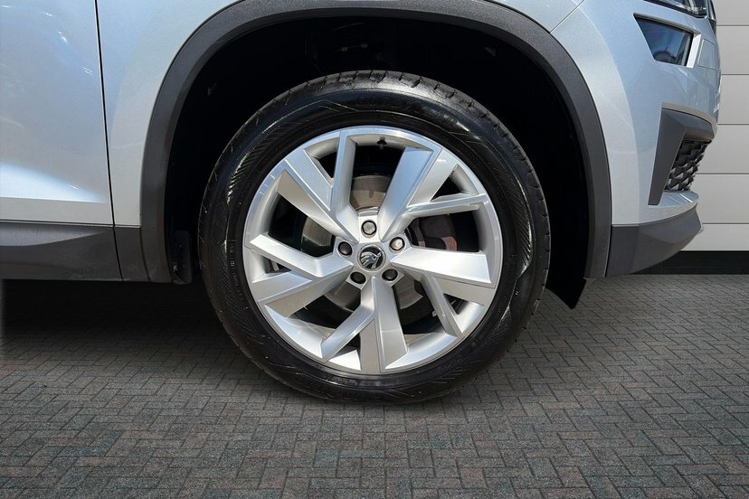 Skoda Kodiaq 1.5 Tsi Act Se L Executive Suv Dsg 7 S Silver #5