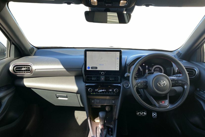 Toyota Yaris Cross 1.5 Vvt-h Gr Sport Suv Hybrid E-cvt 13 Black #5