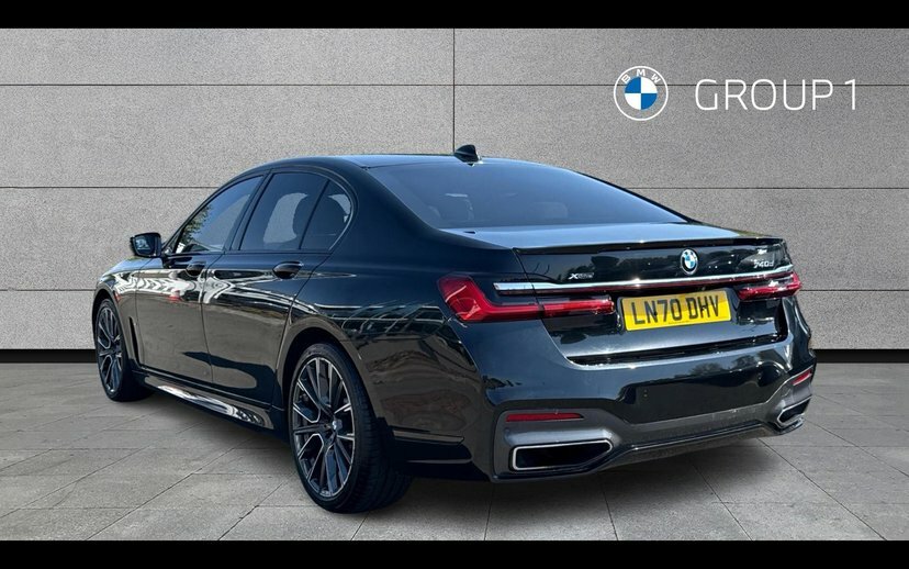 BMW 7 Series 740D Xdrive M Sport Saloon Black #2