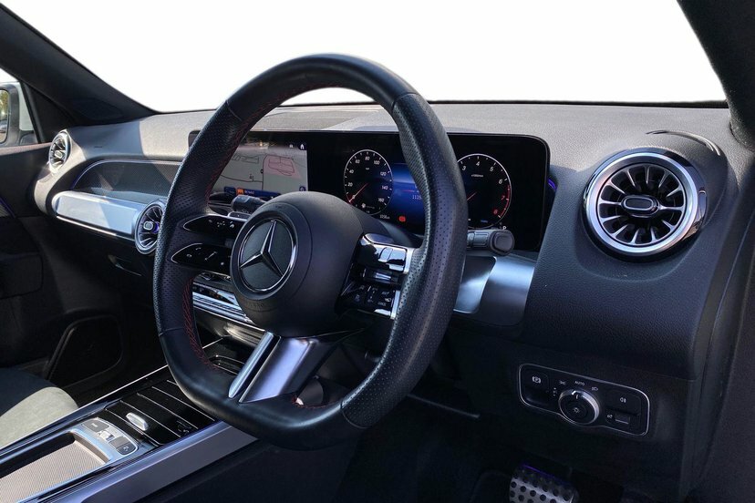 Mercedes-Benz GLB Class 1.3 Glb200h Mhev Amg Line Premium Plus Suv P White #5