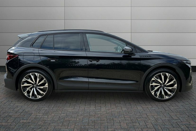Skoda Elroq Estate Black #4