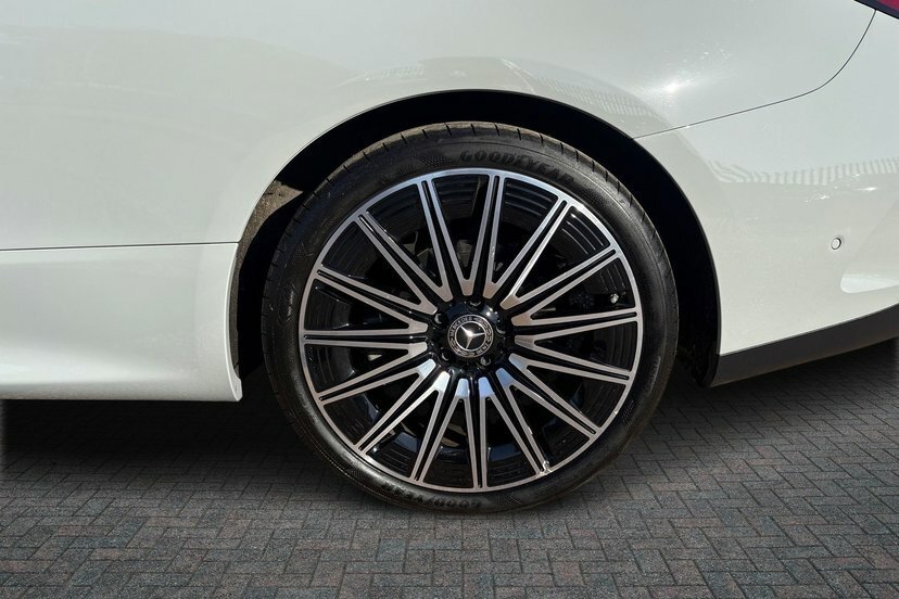 Mercedes-Benz CLE Class Cle200h Mhev Amg Line Premium Plus Coupe Grey #4