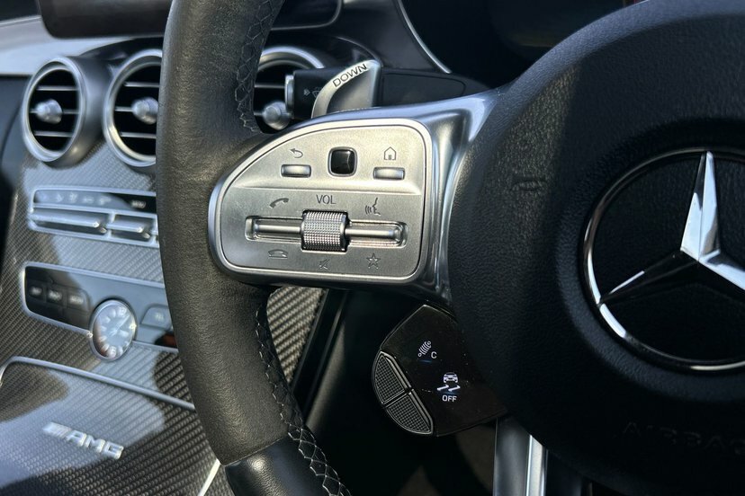 Mercedes-Benz C Class 2.0 C300 Amg Line Coupe G-tronic Euro White #25