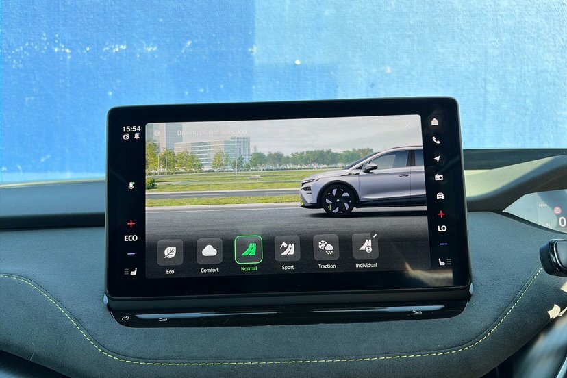 Skoda Elroq 210Kw 85 Sportline 82Kwh Silver #28
