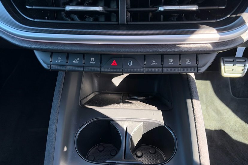 Skoda Elroq 210Kw 85 Sportline 82Kwh Silver #24