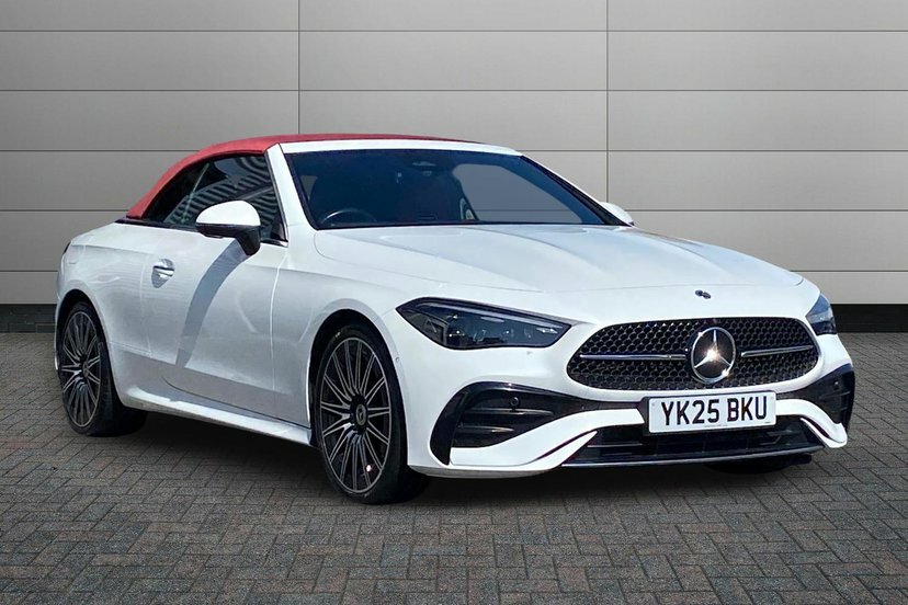 Mercedes-Benz CLE Class 300 4Matic Amg Line Premium 9G-tronic 2025 Black #1
