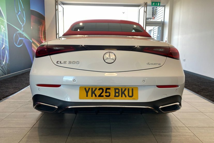 Mercedes-Benz CLE Class 300 4Matic Amg Line Premium 9G-tronic 2025 Black #16