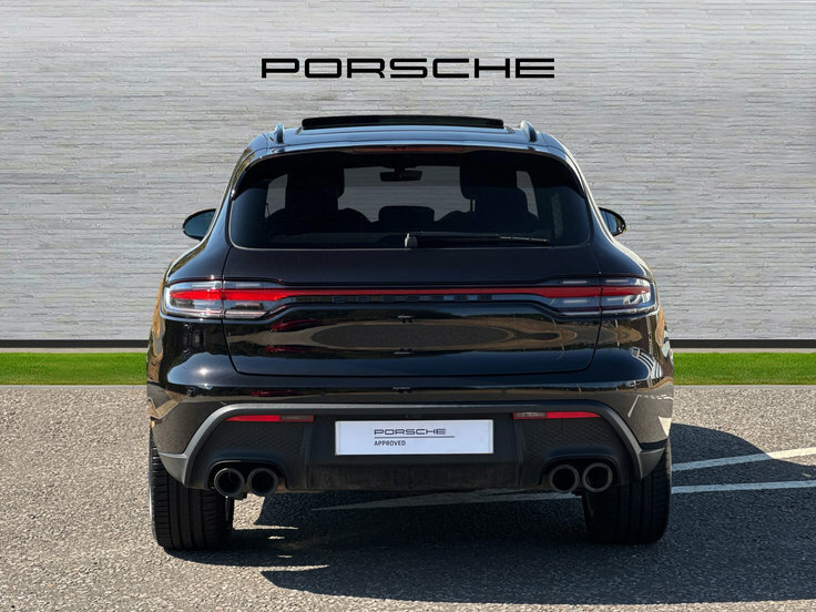 Porsche Macan 2.0T Suv Pdk 4Wd 265 Ps Black #4